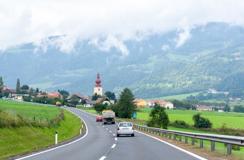 Austrija zbog skupih energenata izdvaja dve milijarde evra za domaćinstva i privrednike