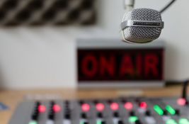 Novinarima Radio Beograda zabranjen rad za vikend: Rade samo 