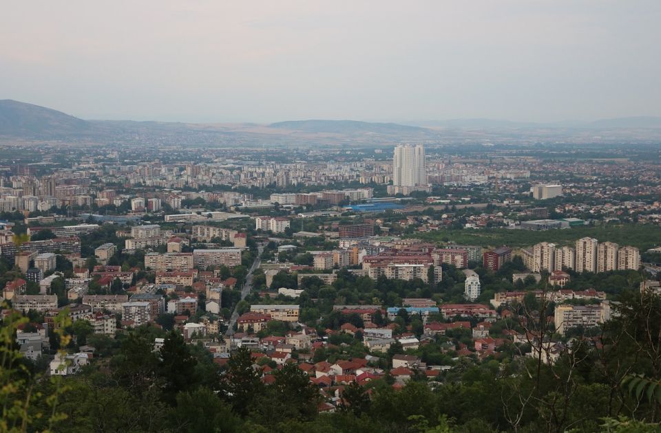 VIDEO: Pucnjava u tržnom centru u Skoplju, dve osobe ranjene, jedna kritično