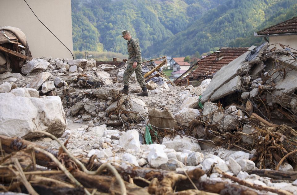 Poplave u BiH: Zvanično 18 mrtvih