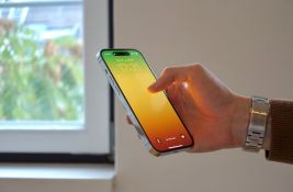 Prevaranti oštetili Apple za 2,5 miliona dolara: Falsifikovane iPhone 