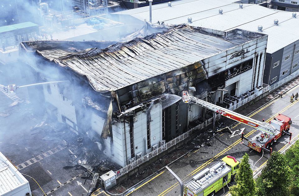 FOTO, VIDEO: Požar u fabrici litijumskih baterija u Južnoj Koreji, najmanje 20 mrtvih