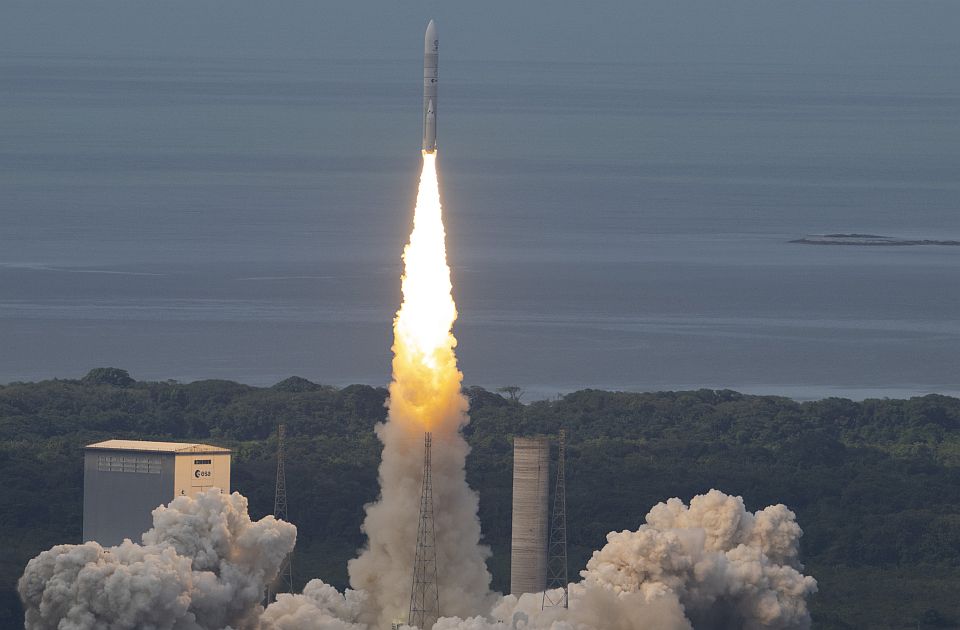 VIDEO: Uspešno lansirana evropska raketa sa satelitima, na kraju leta došlo do problema