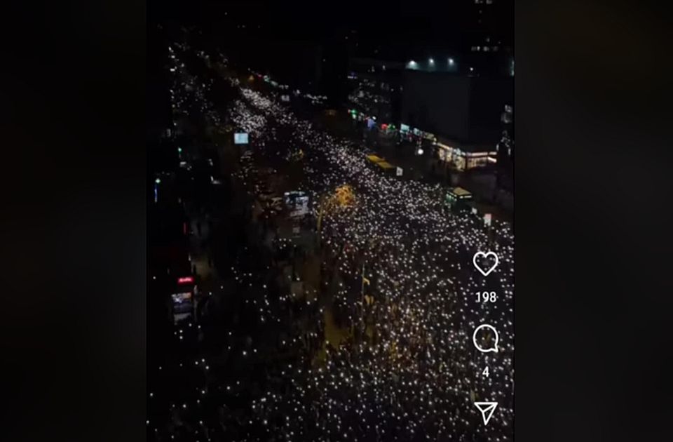 VIDEO: Ponovo masovni protest u Novom Sadu - pogledajte snimak