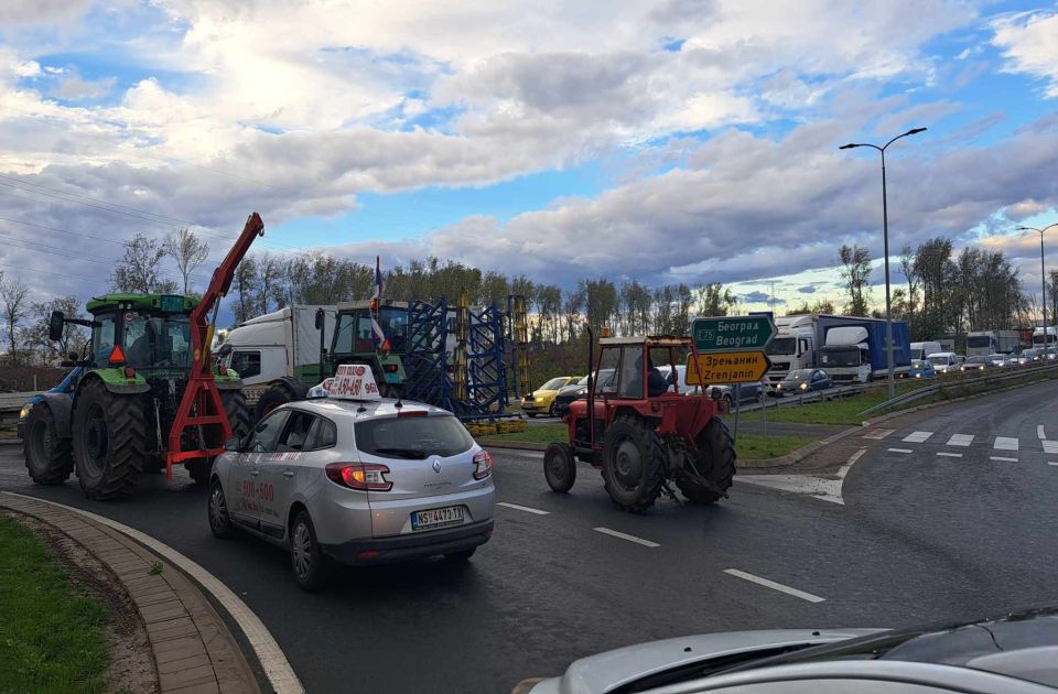 VIDEO: Završena i treća vožnja paora u Novom Sadu, protesti se nastavljaju sutra