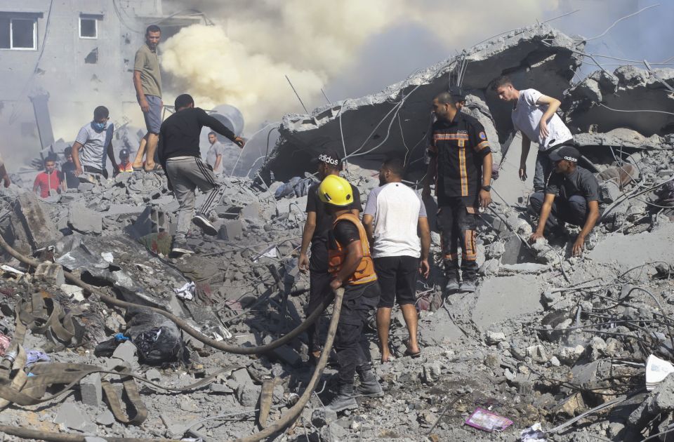 VIDEO: Bombardovane bolnica i škola u Gazi, stotine mrtvih, Abas proglasio trodnevnu žalost