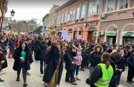 VIDEO: Studenti se vratili u kampus, naprednjaci usvojili budžet bez rasprave i obrazloženja