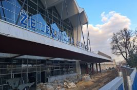 Objavljen ugovor Startinga sa još jednim podizvođačem: Ko je postavljao staklo na nadstrešnicu?