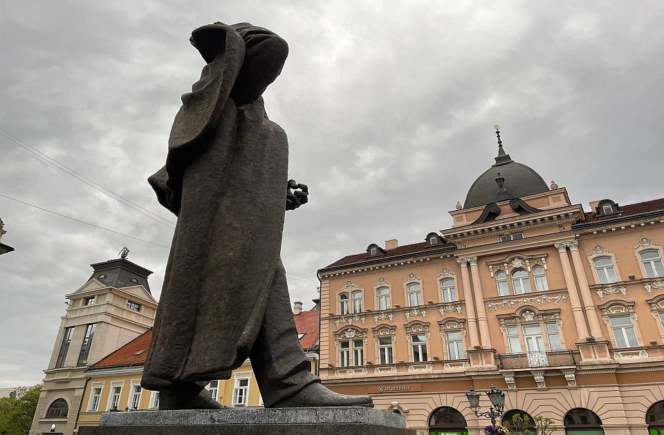 I sutra oblačno uz slabu kišu