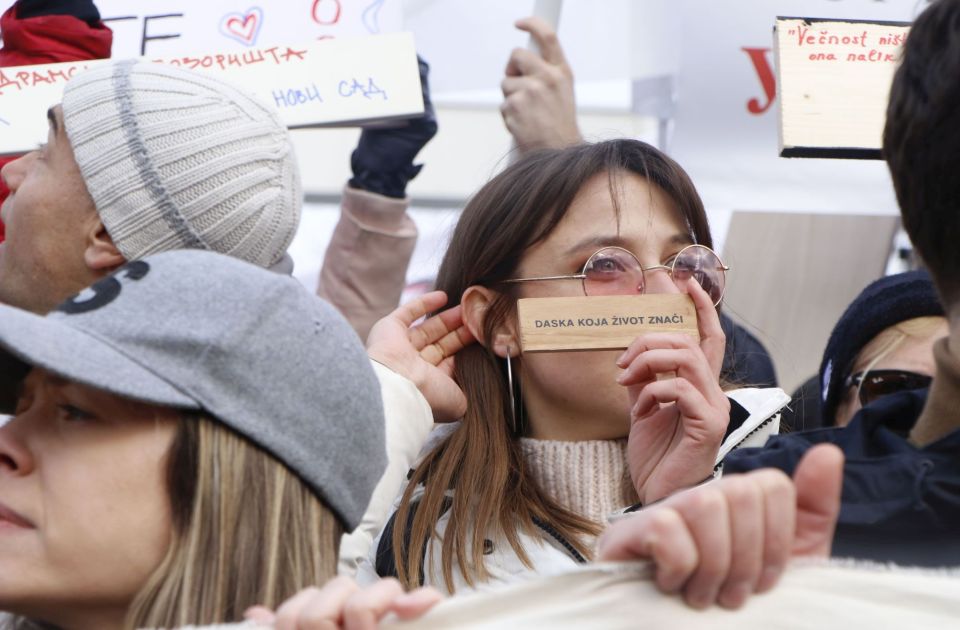 FOTO, VIDEO: Pozorišni protest u fotografijama - daske zaćutale, da bi se studentski glas čuo jače