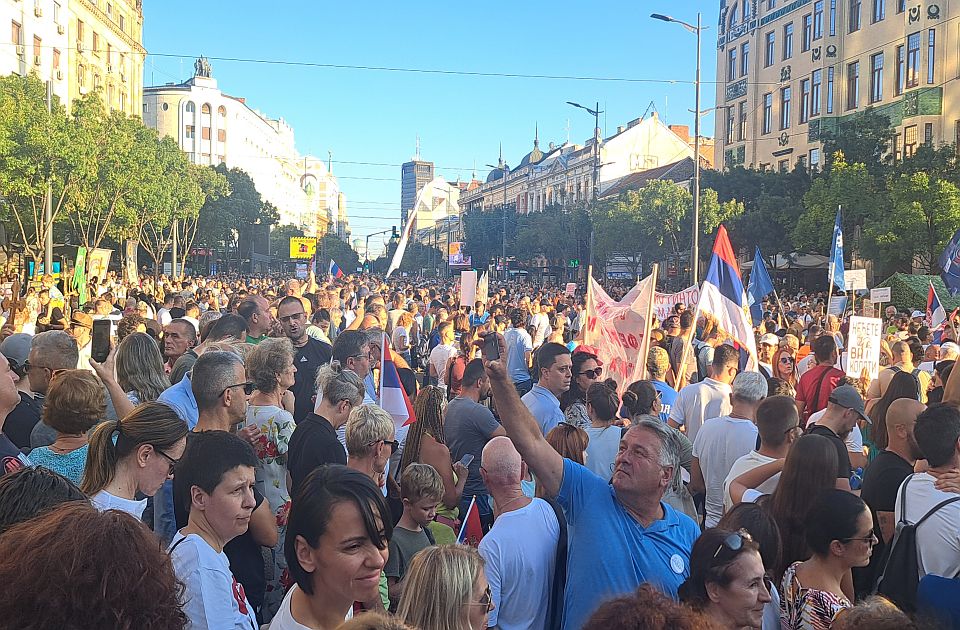 FOTO, VIDEO: Konačna procena - na Terazijama protiv Rio Tinta protestovalo oko 50.000 građana