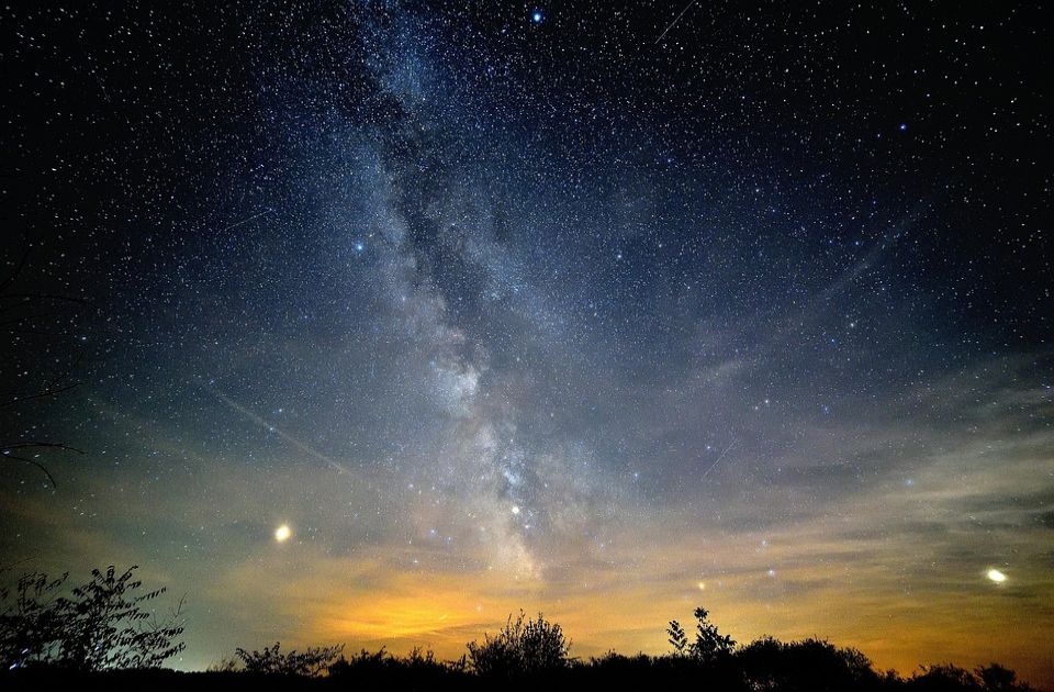 Parada planeta: Večeras moguće videti redak astronomski fenomen