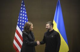 Kamala Haris najavila 1,5 milijardi dolara za pomoć Ukrajini
