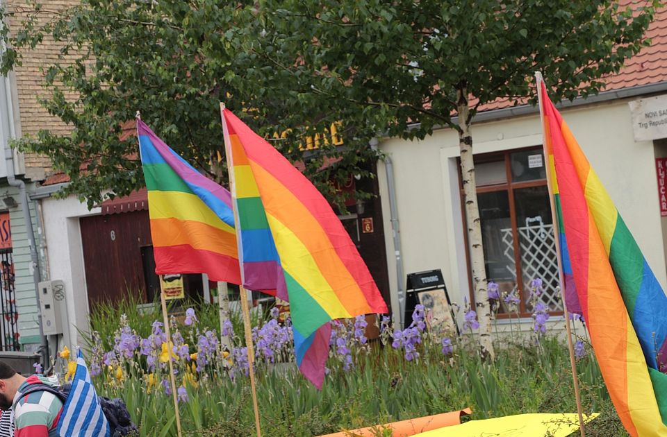 "Bugarska nije Rusija": Protesti ispred skupštine zbog zabrane da se u školama predaje o LGBT+