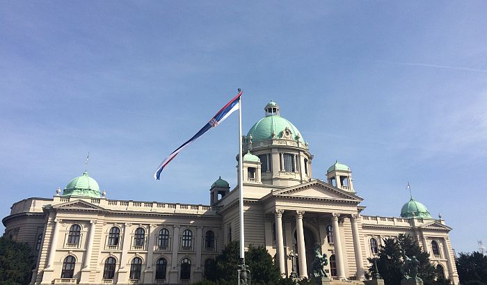 Danas rasprava o zakonu o udžbenicima, prosvetnoj inspekciji i e-upravi