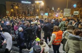 FOTO, VIDEO: Blokiran Varadinski most, aktivistkinje i Pogačar pušteni iz policije