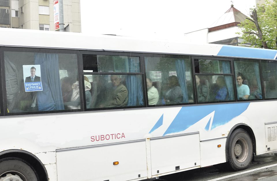 Naprednjaci traže članove iz Novog Sada koji će ići na miting u Sremsku Mitrovicu