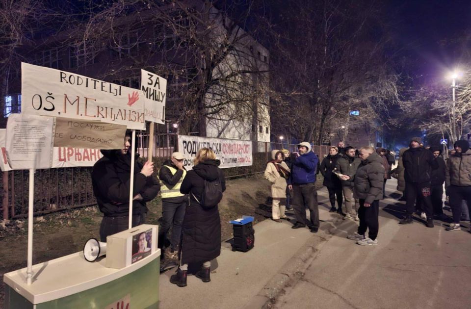 Novosadski nastavnik ostao bez ugovora u školi - nakon što je podržao studente