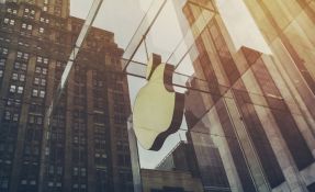 Apple u sekundi zaradi 1.444 dolara