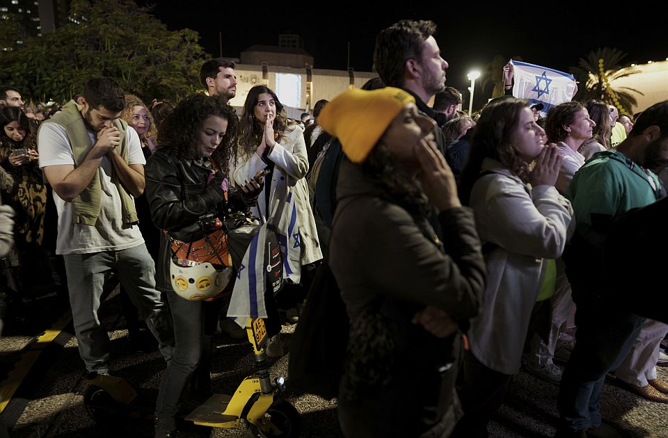 Troje oslobođenih talaca stiglo u Izrael