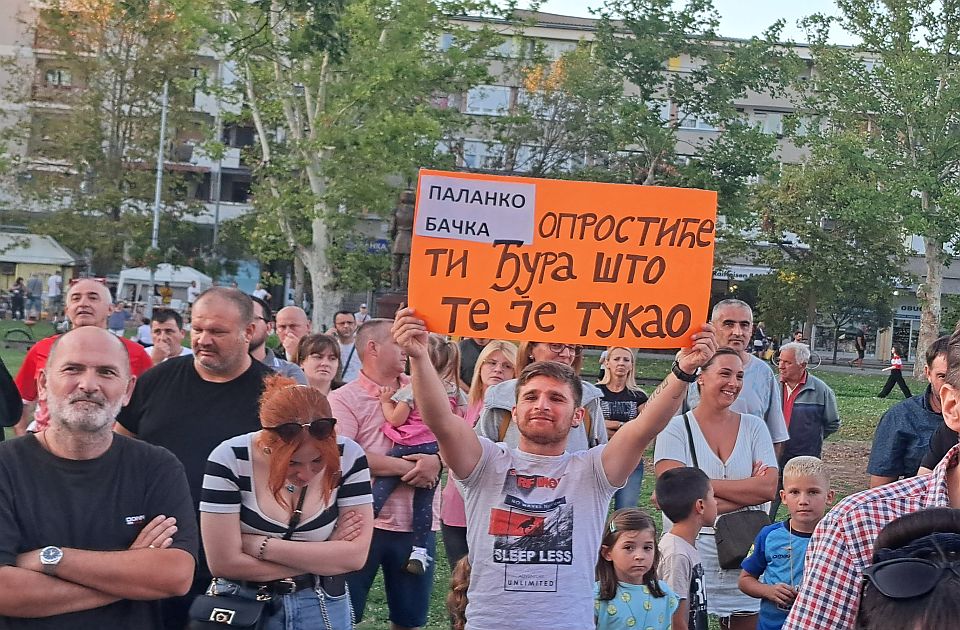 Arhiv javnih skupova: Protesti u Bačkoj Palanci ogromni u odnosu na broj stanovnika